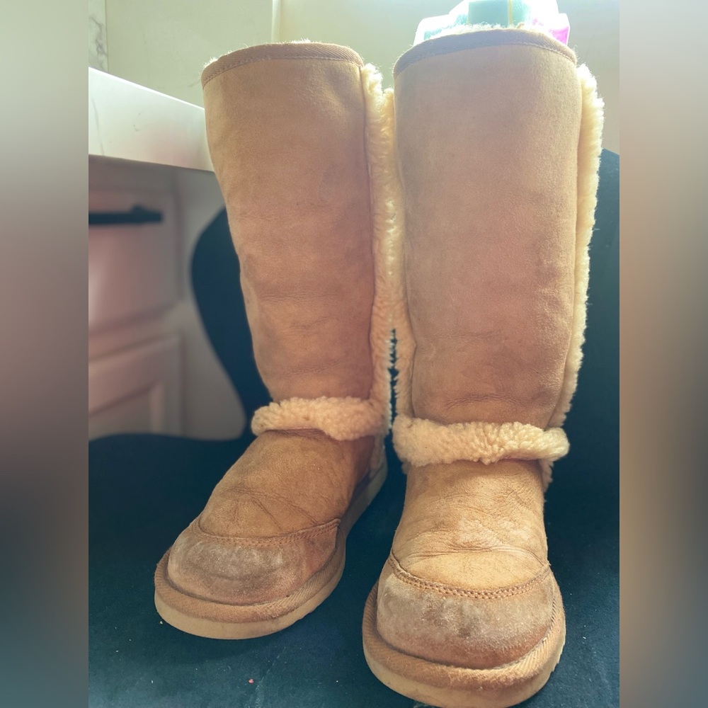 UGG Tan Shearling Boots Sheepskin Sunsparkle Chestnut Winter Fur Tall Sherpa